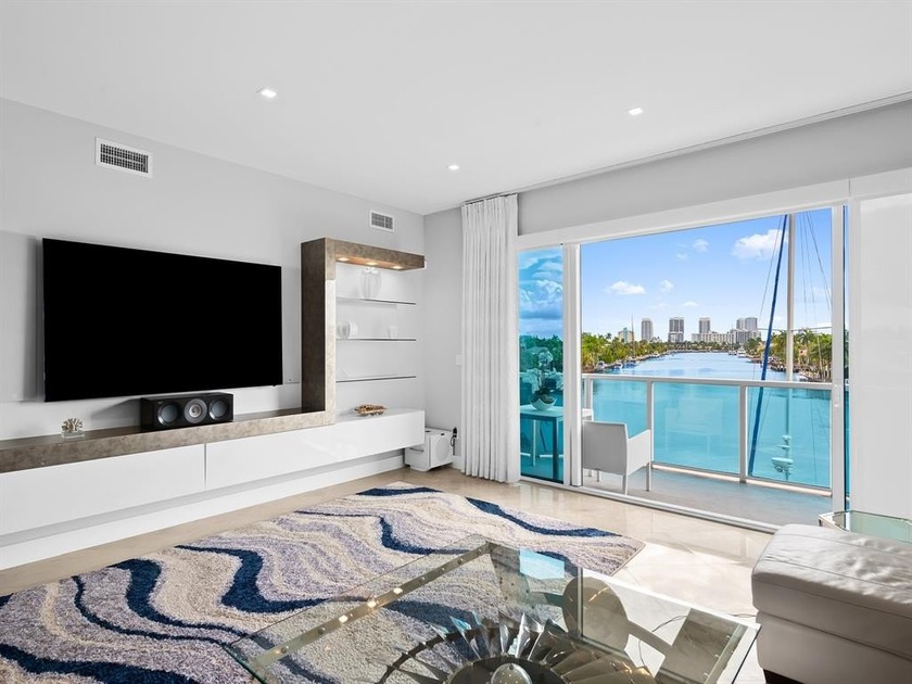 Completely renovated to the highest standards, this exceptional - Beach Condo for sale in Fort Lauderdale, Florida on Beachhouse.com