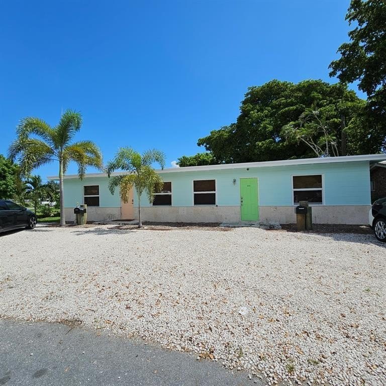 Fully leased duplex on a big lot with room to add on.  Great - Beach Lot for sale in Pompano Beach, Florida on Beachhouse.com
