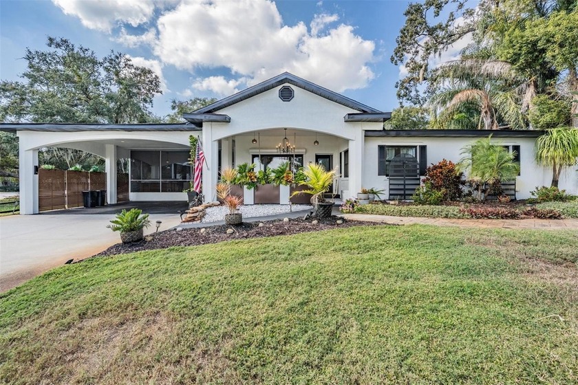 Beautifully updated and perfectly positioned across the street - Beach Home for sale in Tarpon Springs, Florida on Beachhouse.com