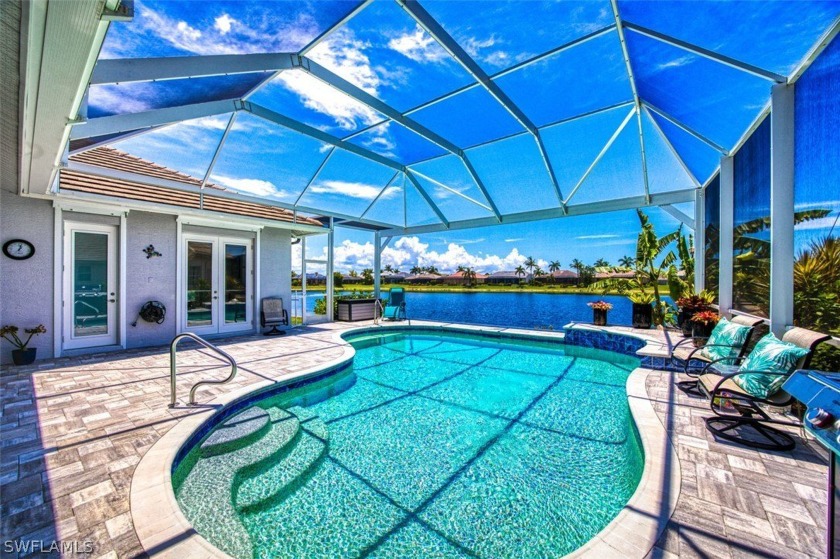 Welcome to your dream waterfront home with southern exposure in - Beach Home for sale in Fort Myers, Florida on Beachhouse.com