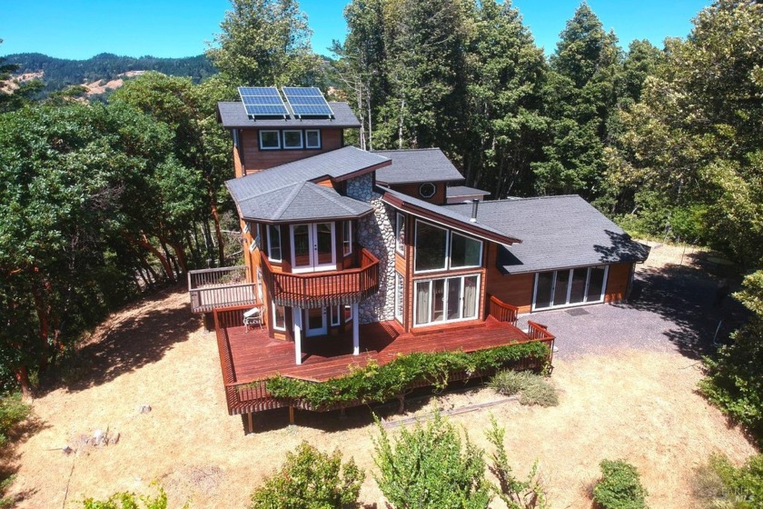 Looking for Privacy? This one-of-a-kind, Grand off-grid - Beach Home for sale in Willits, California on Beachhouse.com