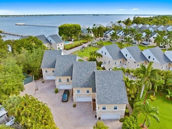 Just steps from the Caloosahatchee River, this 3-bedroom, 3-bath - Beach Townhome/Townhouse for sale in Fort Myers, Florida on Beachhouse.com