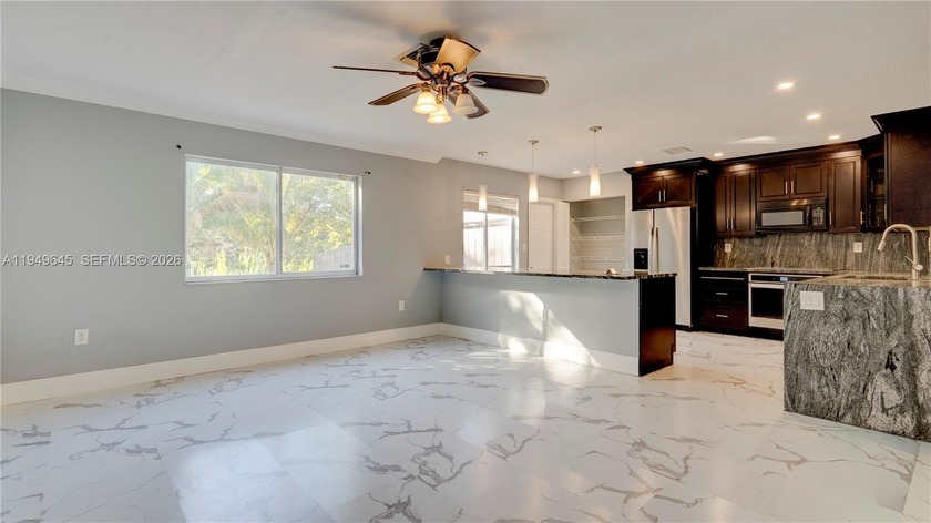 Desirable 4 bedrooms Townhouse, boasting its own amazing lush - Beach Townhome/Townhouse for sale in Margate, Florida on Beachhouse.com