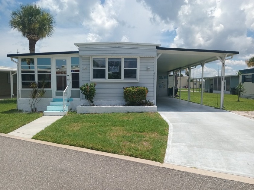 LOCATION, LOCATION! -- Fully Furnished 2/2 in Great Condition -- - Beach Home for sale in Melbourne Beach, Florida on Beachhouse.com