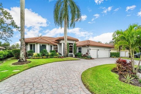 Don't miss this incredible opportunity to own a beautifully - Beach Home for sale in Coral Springs, Florida on Beachhouse.com