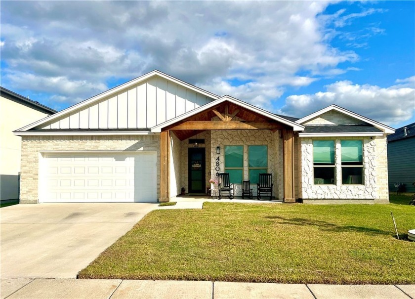 NEW LOWERED PRICE and $5000 towards your DOWN PAYMENT or CLOSING - Beach Home for sale in Corpus Christi, Texas on Beachhouse.com