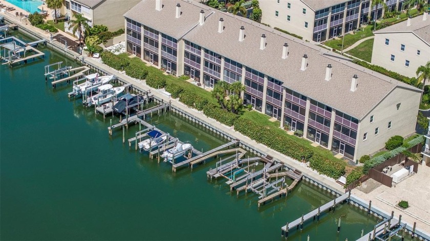 ONE OF THE BEST TOWNHOME VALUES IN TIERRA VERDE. The new Owner - Beach Townhome/Townhouse for sale in Tierra Verde, Florida on Beachhouse.com