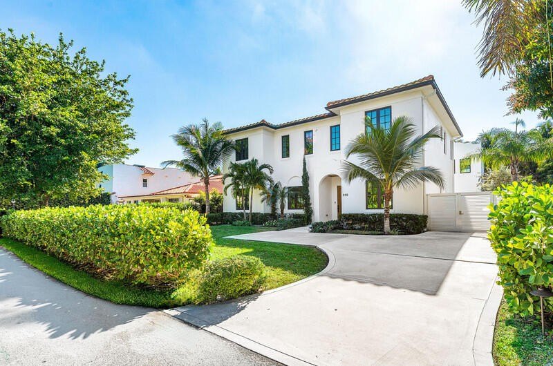 Built in 2023 and located on treelined intracoastal block in - Beach Home for sale in West Palm Beach, Florida on Beachhouse.com