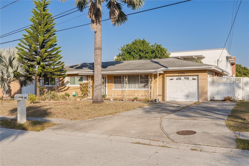 Perfectly positioned in the heart of Clearwater, this - Beach Home for sale in Largo, Florida on Beachhouse.com