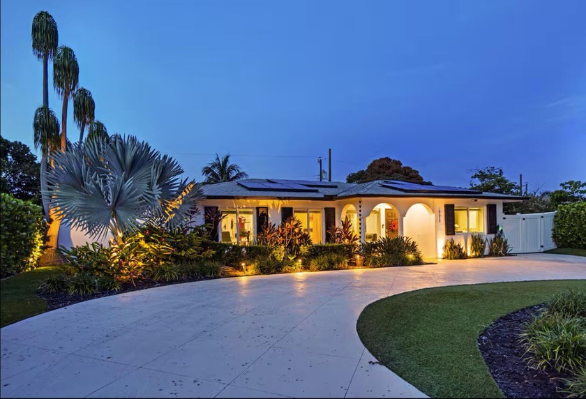 623 Jaeger Drive - Beach Home for sale in Delray Beach, Florida on Beachhouse.com