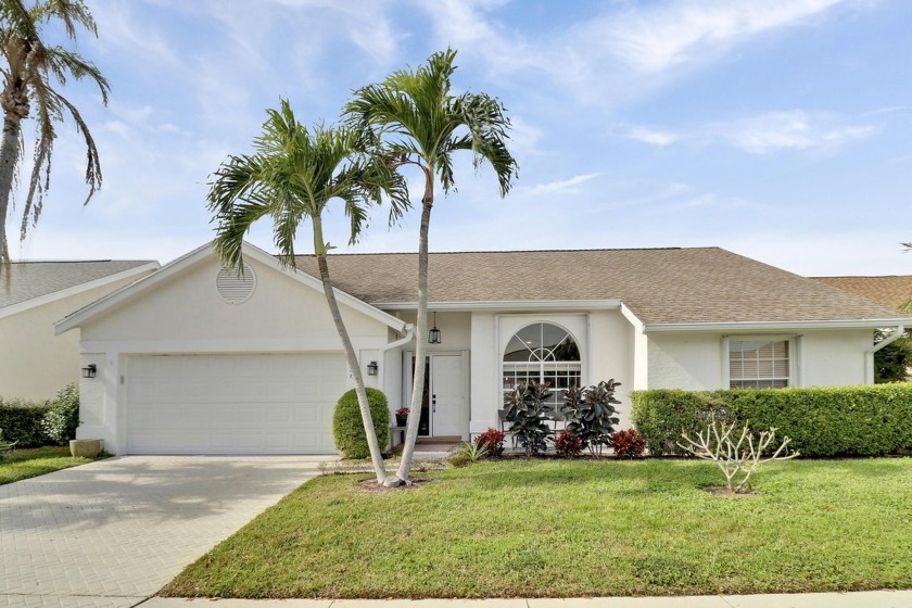 This beautifully renovated 3-bed, 2-bath home in Jupiter FL is - Beach Home for sale in Jupiter, Florida on Beachhouse.com