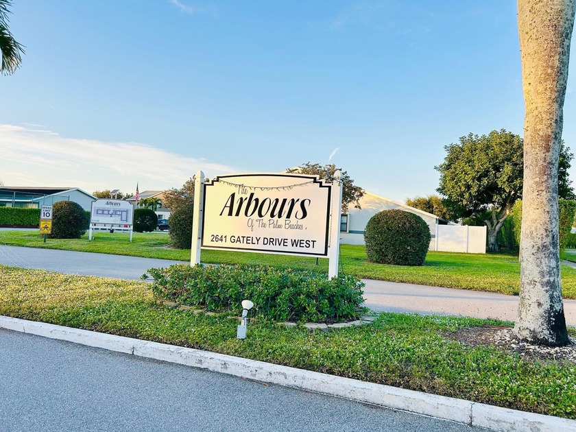 Welcome to the Arbours in the Gately section of Cresthaven Blvd - Beach Condo for sale in West Palm Beach, Florida on Beachhouse.com