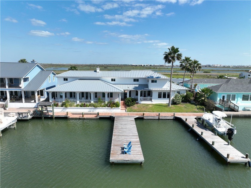 This renovated 4,270 sqft, 6-bd, 5.5-bath residence in Island - Beach Home for sale in Port Aransas, Texas on Beachhouse.com