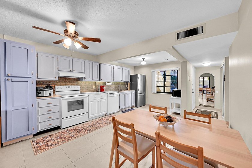 Renovated first-floor 2 bedroom, 2 bathroom residence with an - Beach Condo for sale in Pompano Beach, Florida on Beachhouse.com