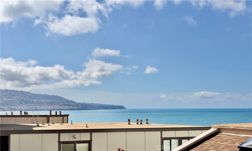 From the moment you walk through the door, it's obvious the - Beach Condo for sale in Redondo Beach, California on Beachhouse.com