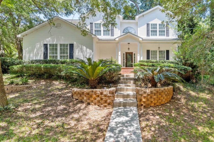 Charming Two-Story Home on Golf Course with Modern Updates - Beach Home for sale in Daphne, Alabama on Beachhouse.com