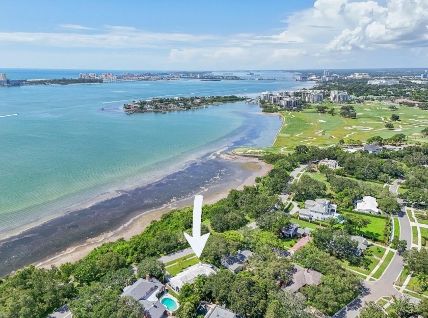 How is this possible? A home on the water in a NO FLOOD ZONE! - Beach Home for sale in Belleair Beach, Florida on Beachhouse.com