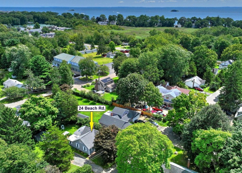 Welcome to the charming seaside Town of Clinton, where you'll - Beach Home for sale in Clinton, Connecticut on Beachhouse.com