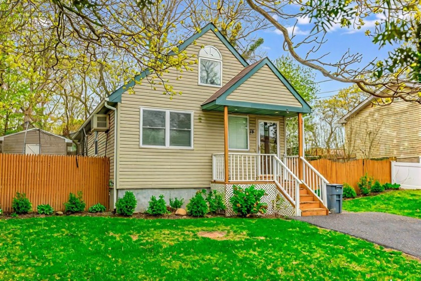 Welcome to this charming three bedroom, two bathroom home - Beach Home for sale in Rocky Point, New York on Beachhouse.com
