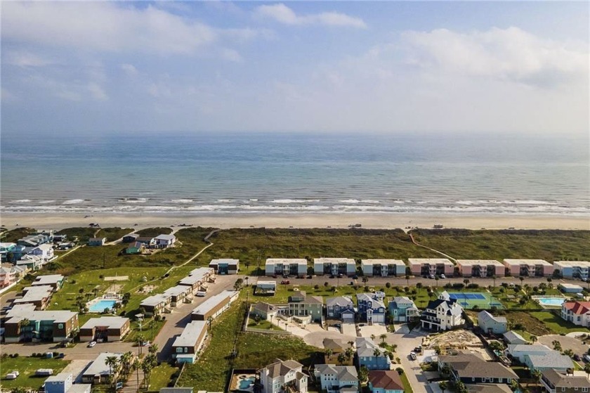 Unit 1 is a ground floor studio unit. Features include a - Beach Condo for sale in Port Aransas, Texas on Beachhouse.com