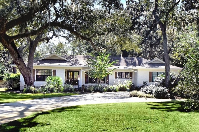 Immaculate one level fully renovated in 2018. This 2465 sq. ft - Beach Home for sale in Saint Simons, Georgia on Beachhouse.com