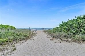 Beach Access from this Lauderdale By The Sea condo makes a great - Beach Condo for sale in Lauderdale BY The Sea, Florida on Beachhouse.com