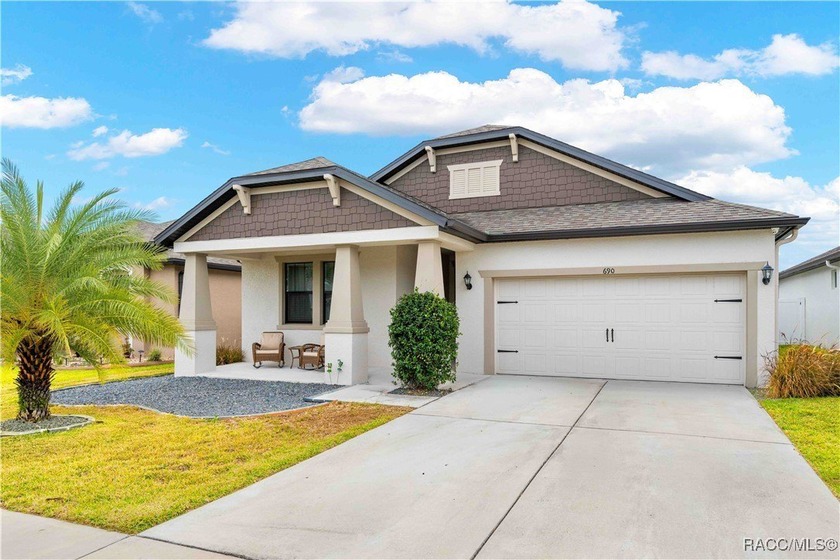 Step into modern elegance with this like-new 2020 home in the - Beach Home for sale in Spring Hill, Florida on Beachhouse.com