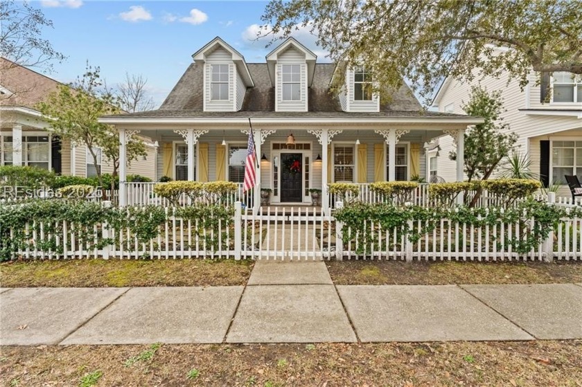 Charming Bluffton Home near Old Town! This unique 3-bedroom, 2.5 - Beach Home for sale in Bluffton, South Carolina on Beachhouse.com