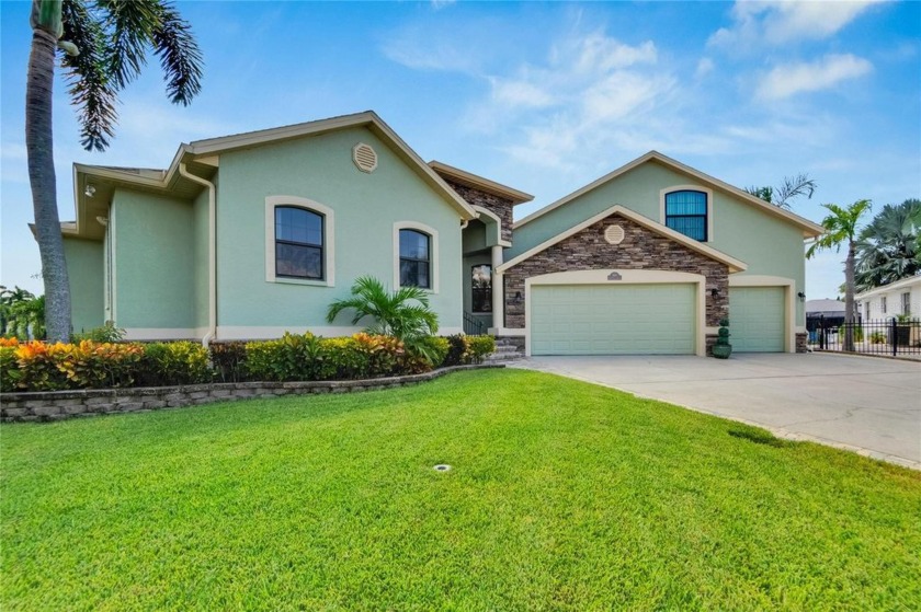 APOLLO BEACH LUXURY WATERFRONT - UPDATED CUSTOM-BUILT EXECUTIVE - Beach Home for sale in Apollo Beach, Florida on Beachhouse.com