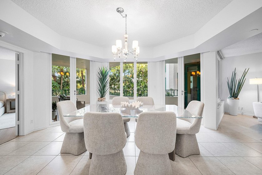 Indulge in refined coastal living at Mizner Court, an exclusive - Beach Condo for sale in Boca Raton, Florida on Beachhouse.com