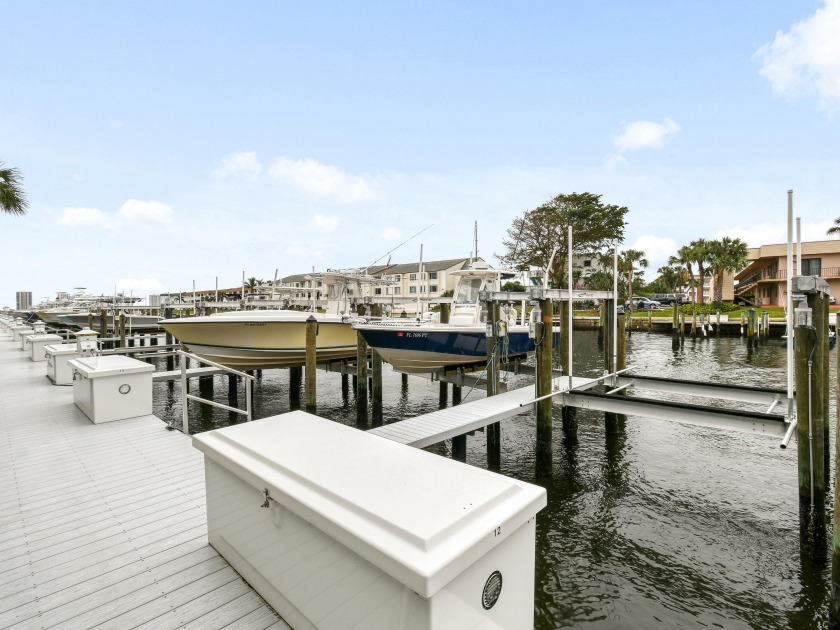 Rarely available 40 X 16 deeded boat dock with a 16,000 LB lift - Beach Lot for sale in North Palm Beach, Florida on Beachhouse.com
