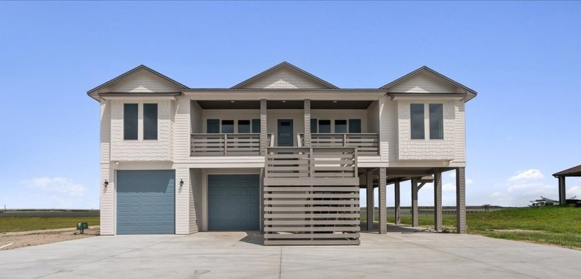New construction located in the beautiful Sunset Bay subdivision - Beach Home for sale in Rockport, Texas on Beachhouse.com
