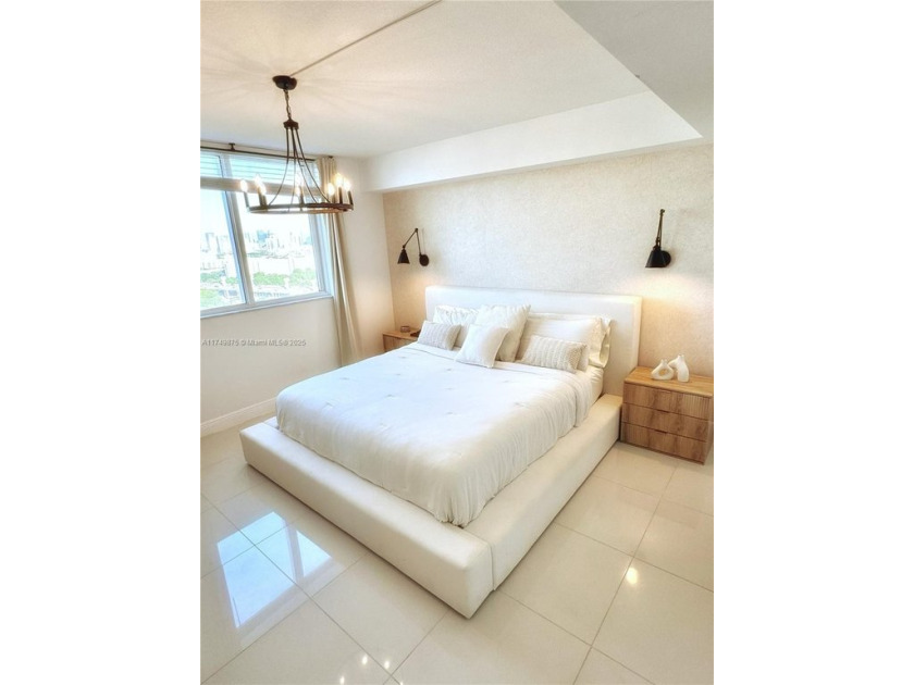 Great investment or Homeowner opportunity! This remodeled unit - Beach Condo for sale in Miami, Florida on Beachhouse.com