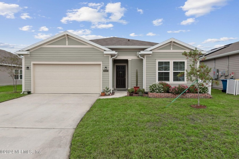 This beautiful single-story home features 3 spacious bedrooms - Beach Home for sale in Jacksonville, Florida on Beachhouse.com