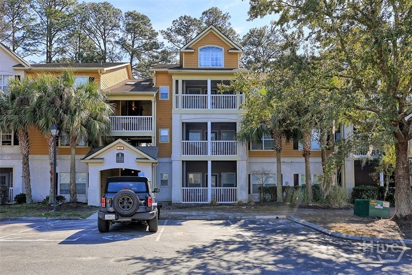 Enjoy easy island living in this desirable 2 bedroom, 1 bath - Beach Condo for sale in Savannah, Georgia on Beachhouse.com