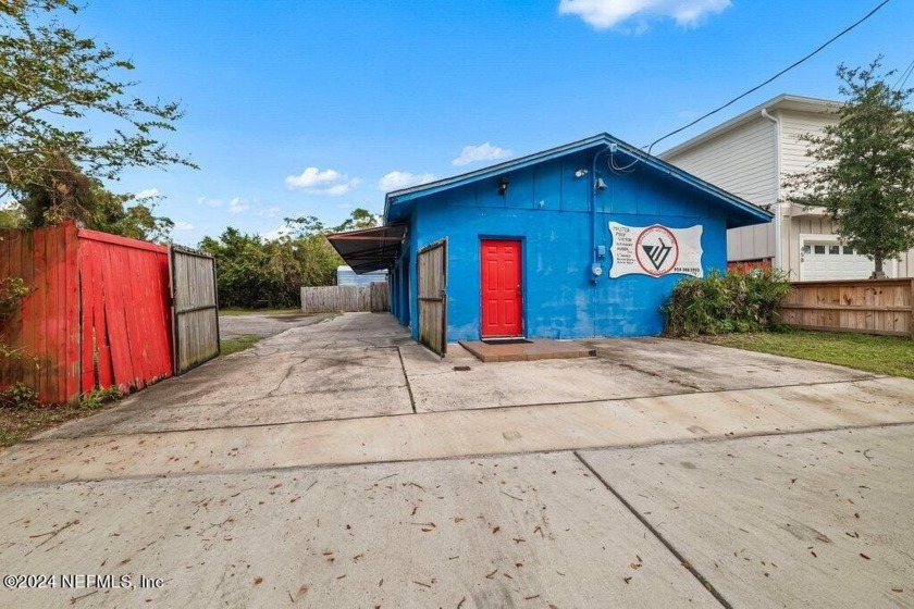 Prime opportunity on a rare double wide lot, zoned for both - Beach Commercial for sale in Atlantic Beach, Florida on Beachhouse.com