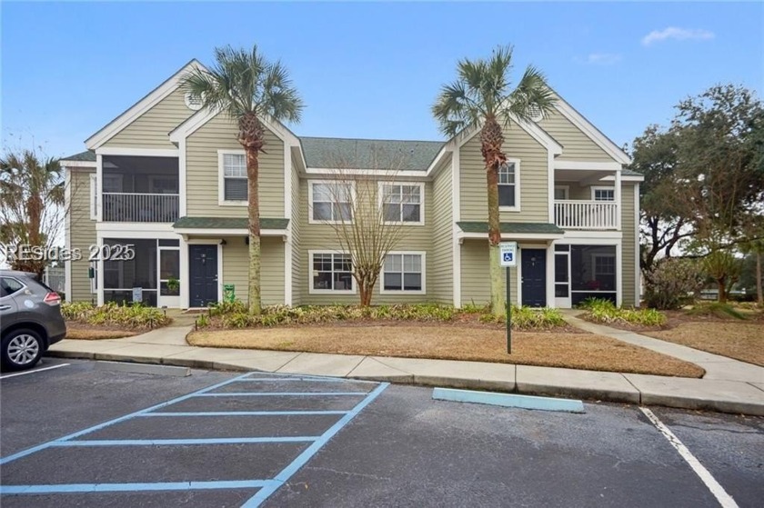 What a view from this immaculate one-bedroom, one-bath villa in - Beach Home for sale in Bluffton, South Carolina on Beachhouse.com