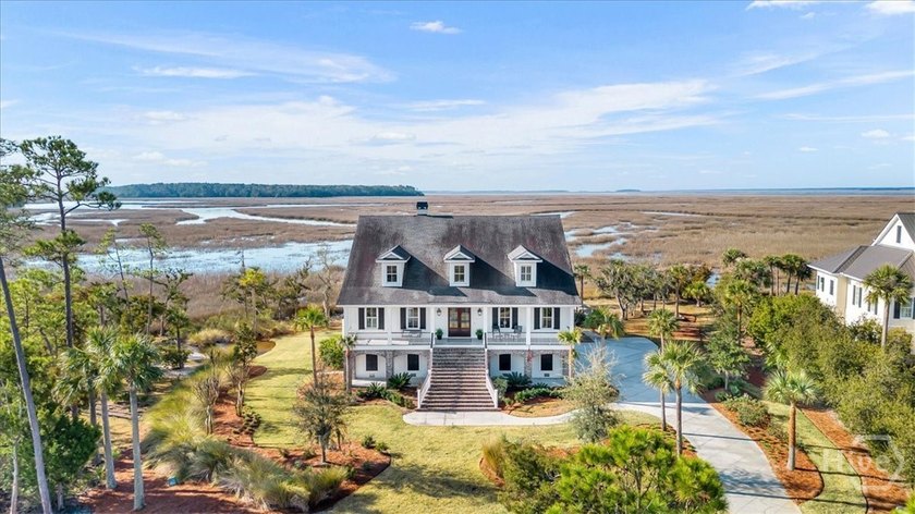 Membership at nearby Landings is optional with renowned golf - Beach Home for sale in Savannah, Georgia on Beachhouse.com