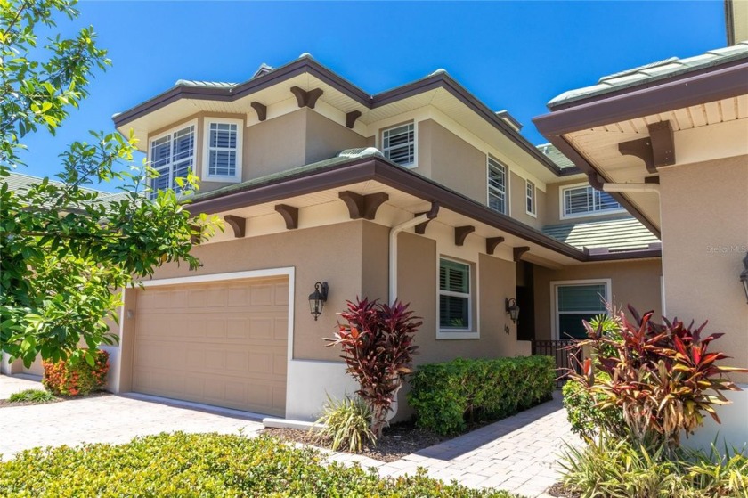 THE MOST EXQUISITE CONDO ON LAKE UIHLEIN! Welcome home to an - Beach Condo for sale in Lakewood Ranch, Florida on Beachhouse.com
