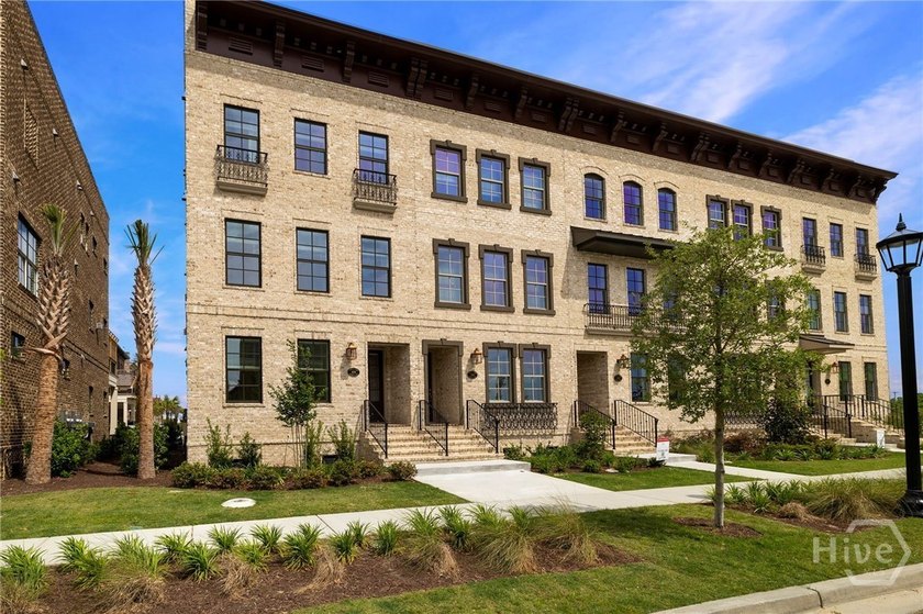Enjoy the old world charm of Savannah juxtaposed with the - Beach Townhome/Townhouse for sale in Savannah, Georgia on Beachhouse.com
