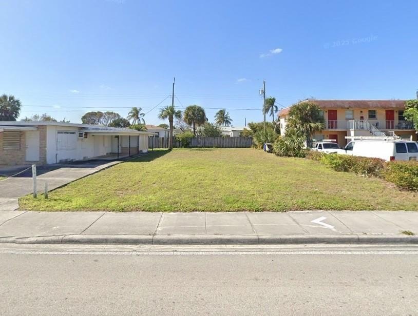 Estate Sale | 4,750 SF zoned 10 / VACANT COMMERCIAL. Federal - Beach Commercial for sale in Lake Worth Beach, Florida on Beachhouse.com