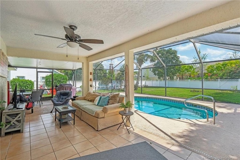 PRICED to SELL this 1996 sq ft 3 Bedroom / 2 Bathroom home with - Beach Home for sale in Vero Beach, Florida on Beachhouse.com