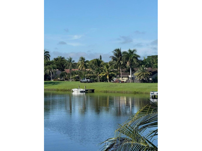 Delray Condos, Creat community very active community. Unit - Beach Condo for sale in Delray Beach, Florida on Beachhouse.com