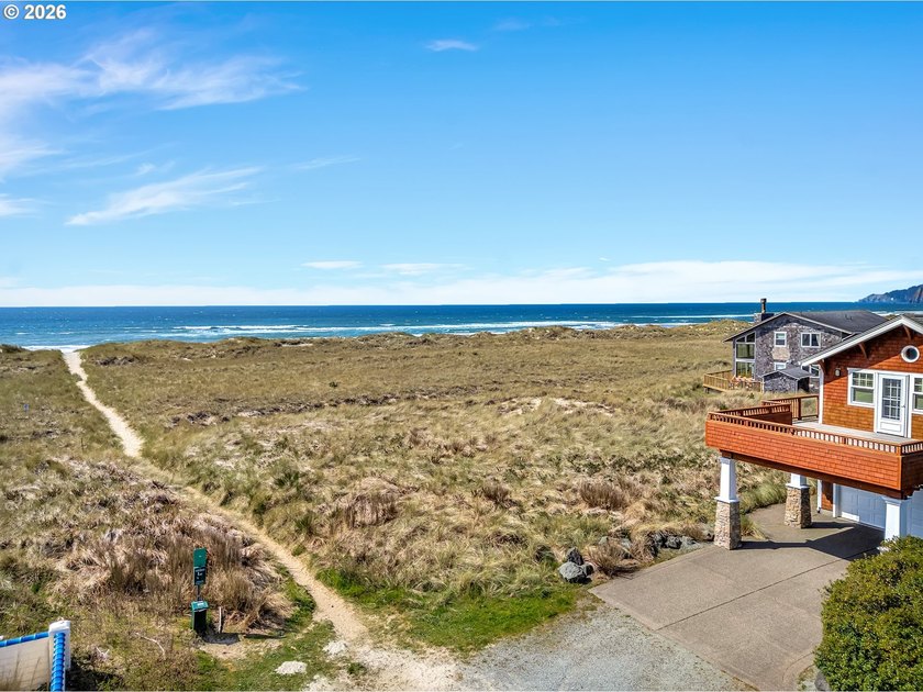 True beachfront in Manzanita, on one of the Oregon coast's most - Beach Lot for sale in Manzanita, Oregon on Beachhouse.com