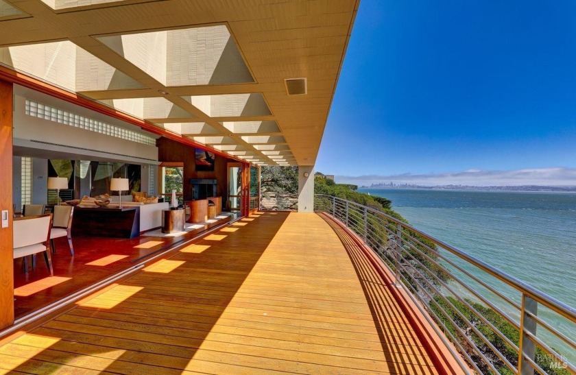 Featured in Architectural Digest, this world-class residence - Beach Home for sale in Belvedere Tiburon, California on Beachhouse.com