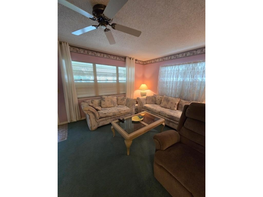 CORNER  1 BEDROOM, 1.5 BATH ON THE 2ND FLOOR , MOVE IN READY - Beach Condo for sale in Deerfield Beach, Florida on Beachhouse.com