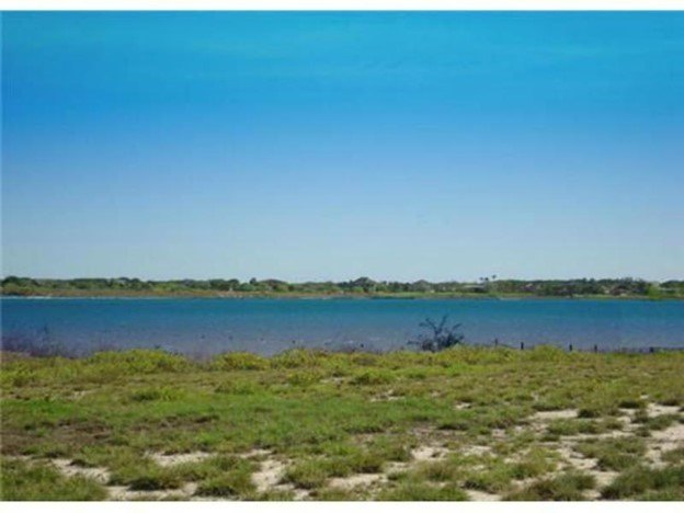 Oso Bay waterfront in San Sebastian at Terra Mar. Extraordinary - Beach Acreage for sale in Corpus Christi, Texas on Beachhouse.com