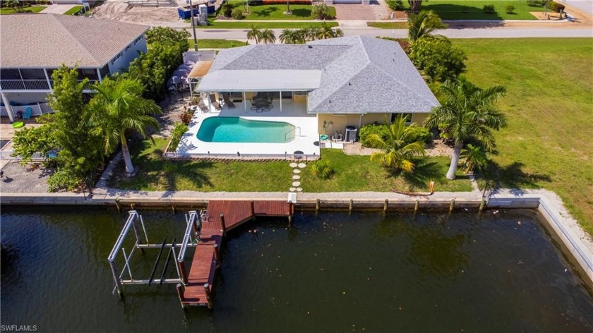 The MOST waterfront square footage available under $1.5M with - Beach Home for sale in Marco Island, Florida on Beachhouse.com
