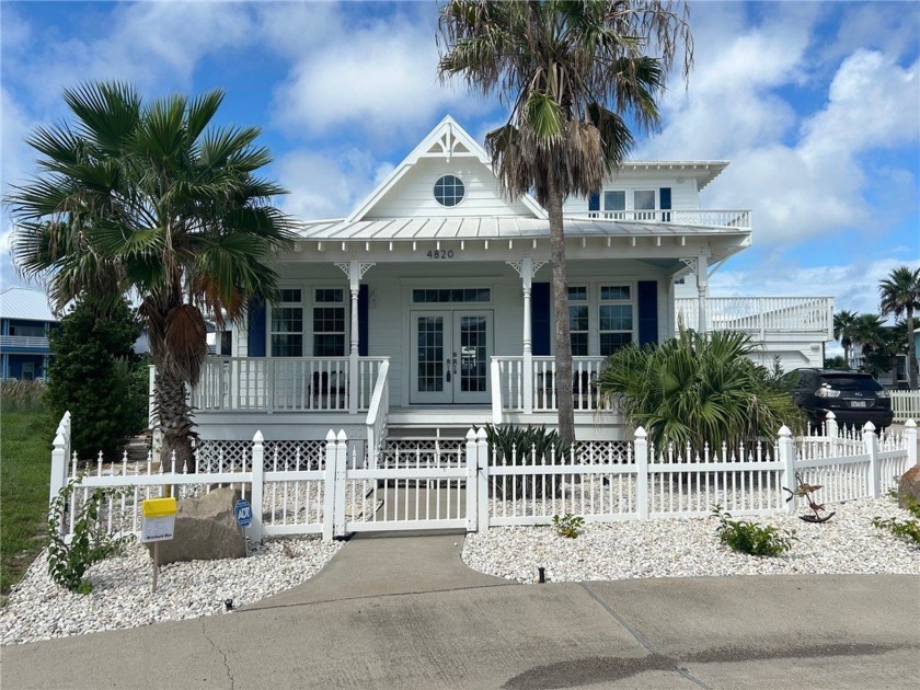 Fabulous Fully-furnished 3-bedroom beach house in gated - Beach Home for sale in Port Aransas, Texas on Beachhouse.com