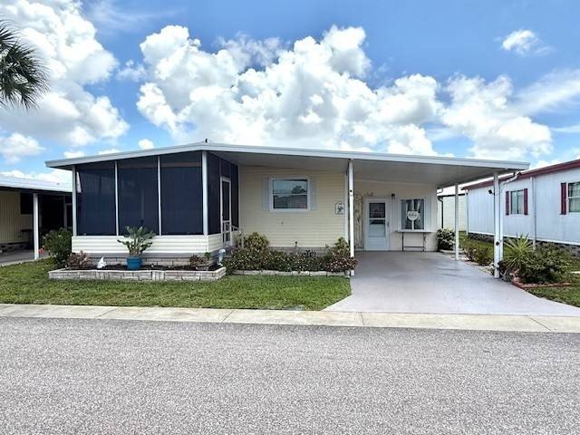 Welcome to Lincolnshire! A 5-Star, 55+ Community which is rated - Beach Home for sale in Largo, Florida on Beachhouse.com